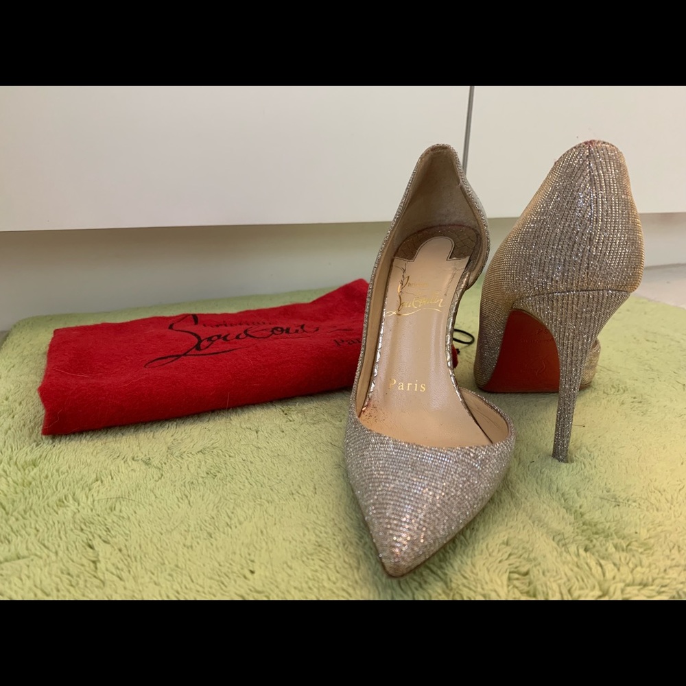 Louboutin - size 34
